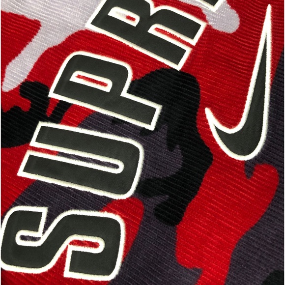 Supreme Nike corduroy full zip hooded jacket. Red camo. Size Lg.  W/ StockX tag - Picture 12 of 13